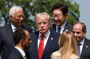 Usai Iran, Trump Kini Bidik Isu Nuklir Korea Utara