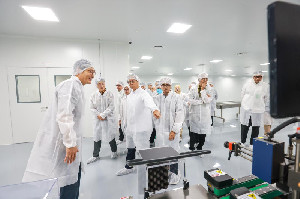 Menkes: Hilirisasi Plasma dan Bahan Baku Obat Jadi Prioritas Ketahanan Kesehatan
