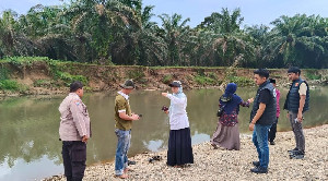 Sungai Krueng Tadu Diduga Tercemar Limbah, Warga Diimbau Tidak Menggunakan Air