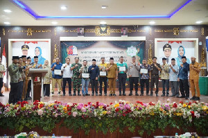 Komitmen Menyalurkan Zakat melalui Baitul Mal, Bank Aceh Raih Penghargaan Pemkab Nagan Raya