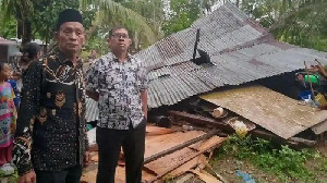 Puluhan Rumah Rusak Diterjang Cuaca Ekstrem di Aceh Utara, Bupati Instruksikan Pendataan