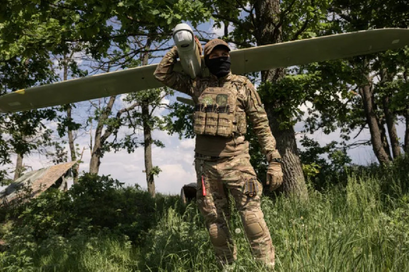 Serangan Drone Ukraina Hantam Fasilitas Energi dan Industri Rusia