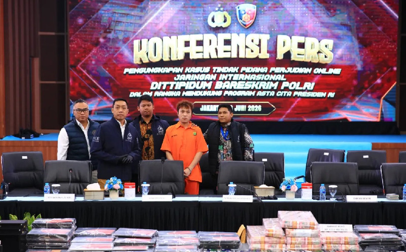 Polri Amankan Buronan Interpol Zheng Rongjing, Diduga Pemain Besar Online Scam