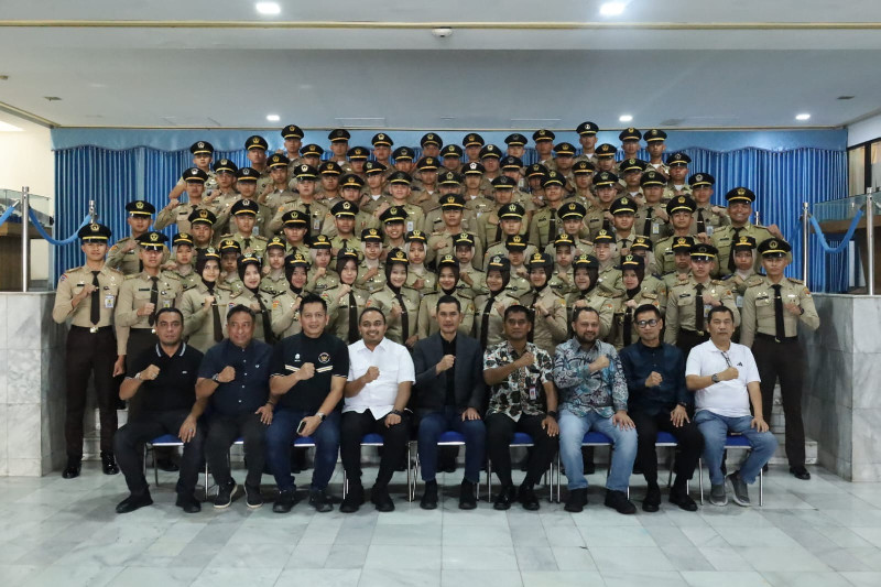 Sekda Aceh Bersilaturahmi dengan Praja IPDN Asal Aceh di Jatinangor