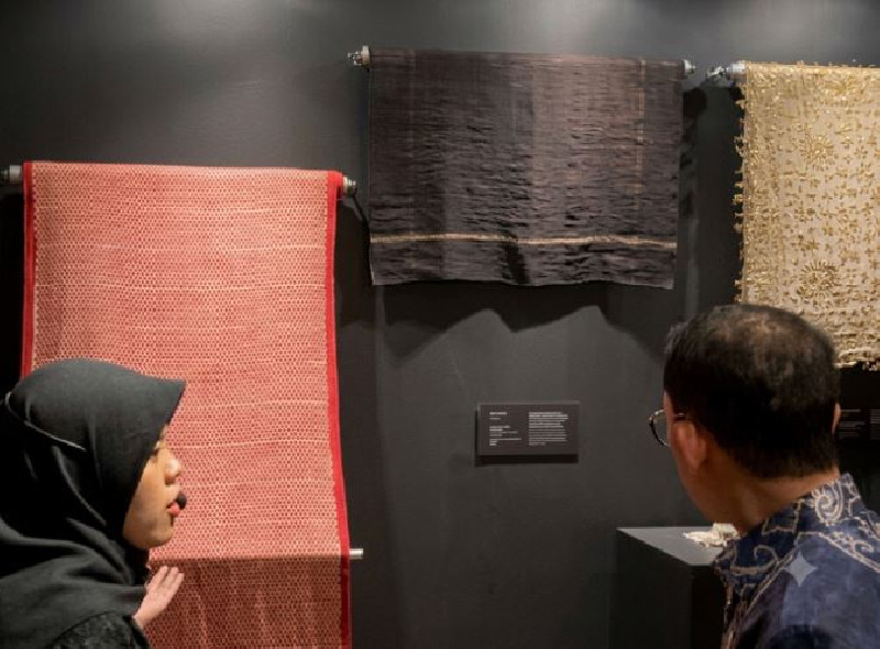 Ija Tangkulok Ditampilkan pada Pameran Wastra di Jogja