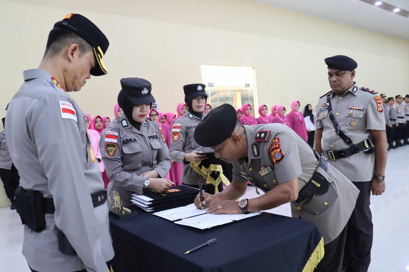 Mutasi Enam PJU Polresta Banda Aceh, Kapolresta Minta Tingkatkan Kepercayaan Publik