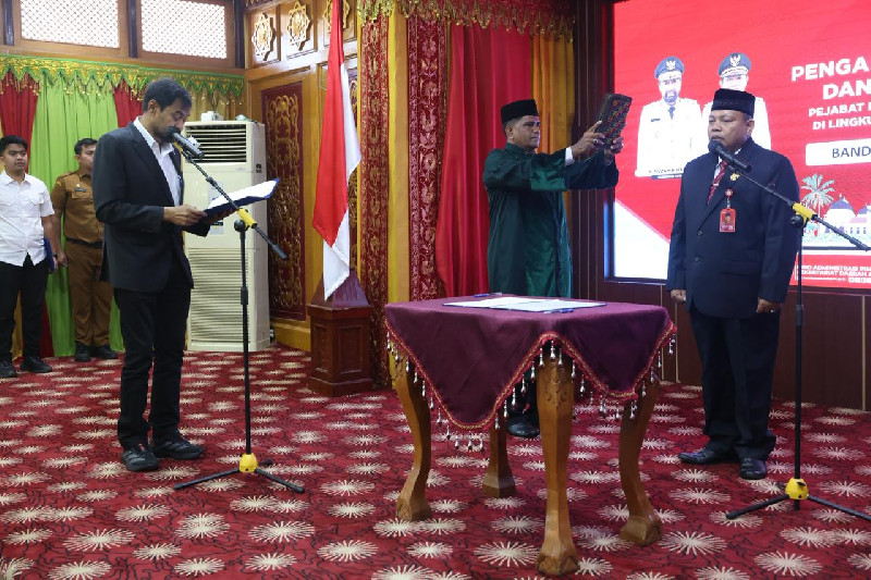 Gubernur Aceh Lantik Dr Misran Fuadi sebagai Kepala Dinas Syariat Islam Aceh
