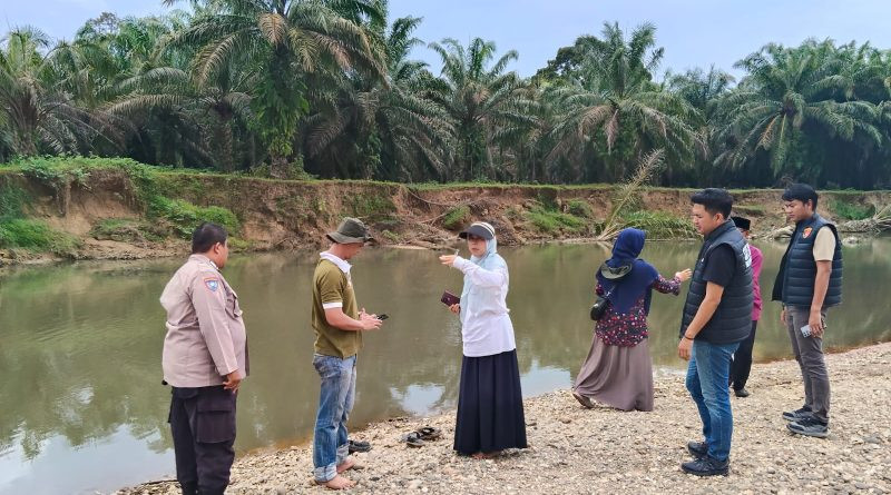Sungai Krueng Tadu Diduga Tercemar Limbah, Warga Diimbau Tidak Menggunakan Air