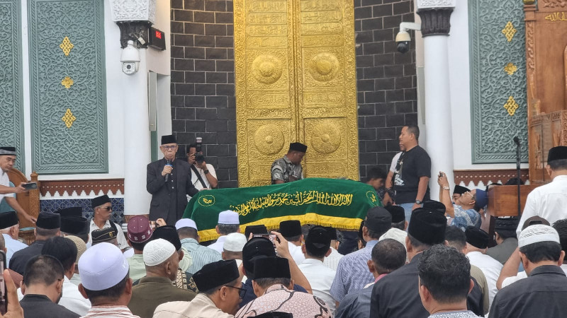 Ribuan Warga Aceh Antar Kepergian Abu Doto di Masjid Raya Baiturrahman