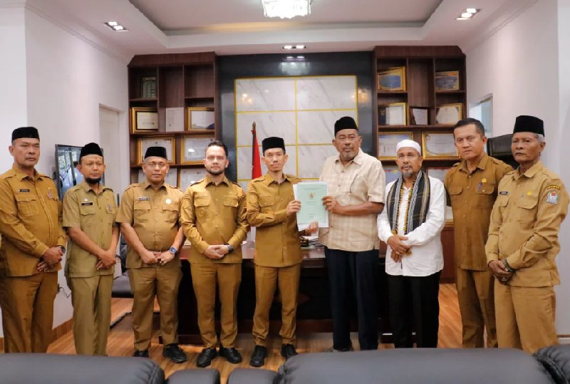 Bupati Aceh Barat Bahas Status Hibah Tanah 35 Hektar dari Yayasan Teuku Umar