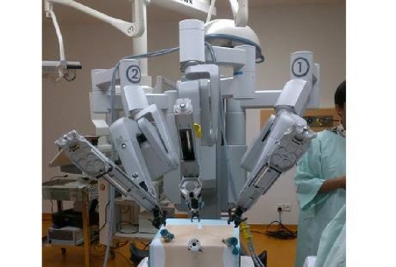 Kemenkes Siapkan 40 Robot Bedah untuk RS Pemerintah, BPJS Tengah Dikaji