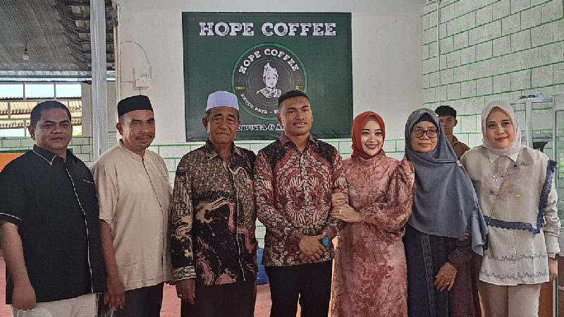 Abyda Buka Hope Coffee, Kuah Beulangong dan Ayam Pramugari Jadi Menu Unggulan