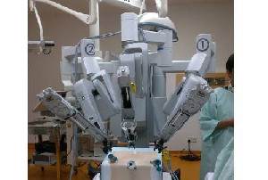 Kemenkes Siapkan 40 Robot Bedah untuk RS Pemerintah, BPJS Tengah Dikaji