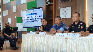 Imigrasi Ungkap Modus WNA China Selundupkan Emas Hampir 3 Kilogram dari Aceh
