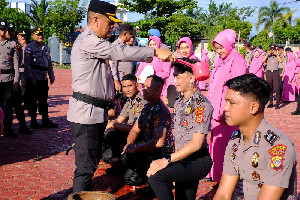 48 Personel Polres Aceh Utara dan Brimob Naik Pangkat