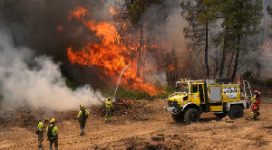 Kebakaran Hutan Prancis Meluas ke Spanyol, 300 Ribu Warga Dievakuasi