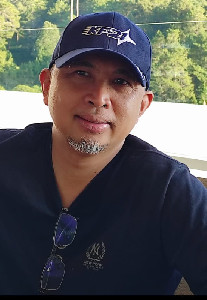 Mendengar Kritik, Merawat Demokrasi