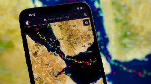Kapal Kargo Diserang di Laut Merah, Inggris Keluarkan Peringatan Maritim