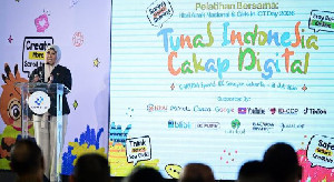 Meutya Hafid: Lindungi Anak di Dunia Digital Tak Cukup Batasi Usia