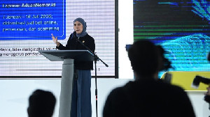 Tiga Pekan Registrasi SIM Biometrik Berjalan, Komdigi Temukan Praktik Tak Sesuai