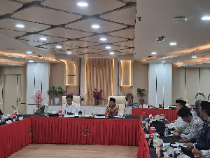 Wagub Aceh Audiensi dengan Menko Kumham Imipas, Bahas Status Wakaf Blangpadang