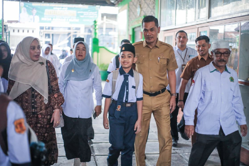 Lewat GAMAS, Sekda Aceh Dorong Penguatan Peran Ayah dalam Mendukung Pendidikan Anak