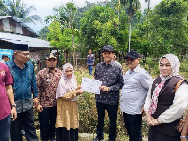 Program INTAT Aceh Selatan Antar BLT Dana Desa Langsung ke Rumah Warga
