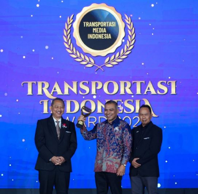 Muzakir Manaf Raih Transportasi Indonesia Award 2026, Trans Koetaradja Jadi Sorotan Nasional