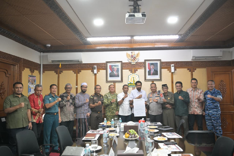 Gubernur Mualem Sebut Persoalan Krusial Aceh, dari Tambang Ilegal Hingga LGBT