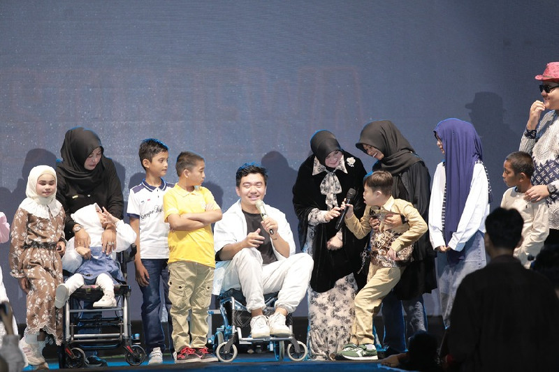 Fashion Show di Festival QRIS Pasar Aceh Libatkan Model Disabilitas Cilik