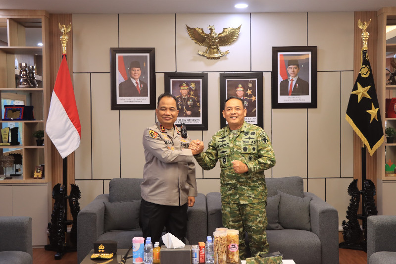 Kapolda Aceh Terima Silaturahmi Kasdam Iskandar Muda, Perkuat Sinergitas TNI-Polri
