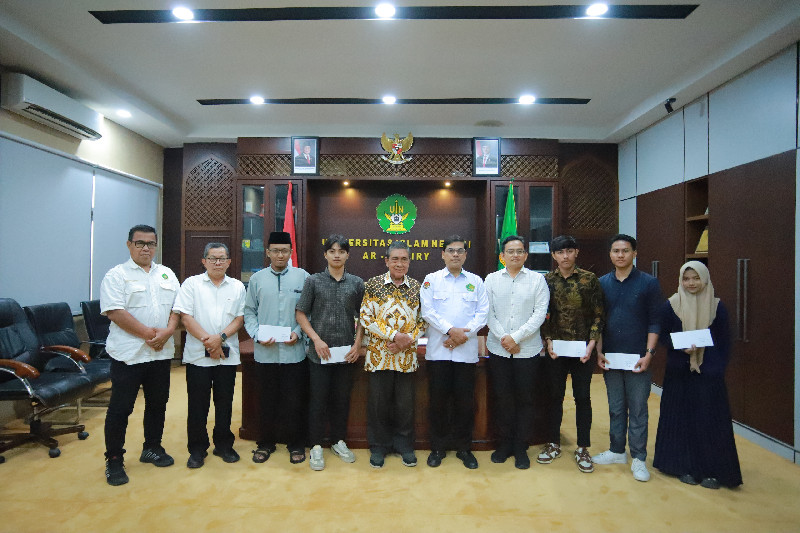 Enam Mahasiswa UIN Ar-Raniry Terima Beasiswa Amal Salih Syaukath Group 2026