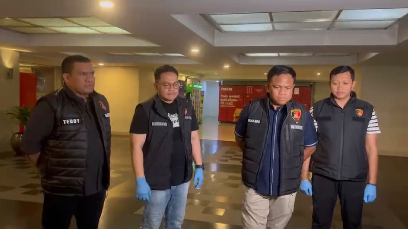 Polri Ungkap Dugaan Penyelundupan Emas Hasil Tambang Ilegal ke Dubai, 2 WNA Diamankan