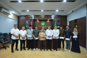 Enam Mahasiswa UIN Ar-Raniry Terima Beasiswa Amal Salih Syaukath Group 2026