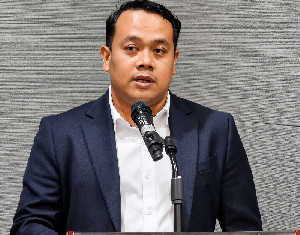 Bendera Aceh vis a vis Bendera NKRI