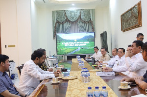 Bertemu Mentan, Mualem Perjuangkan Pemulihan Sawah dan Kebun Terdampak Bencana