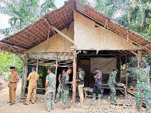 Haru Bahagia Guru Ngaji Rumah Reyotnya Dibangun Permanen Jenderal TNI