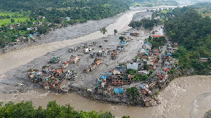Banjir Bandang Nepal-Tibet Tewaskan 273 Orang, 1.300 Lebih Masih Hilang