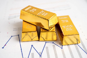 Harga Emas Kembali Merosot, Ini Faktor yang Menekannya