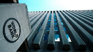 Bank Dunia Proyeksikan 64,2 Persen Warga Indonesia di Bawah Standar Kemiskinan UMIC