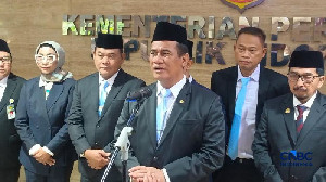 Bersih-bersih Kementan, Amran Copot 14 Pejabat, Diduga Tersangkut Uang Miliaran