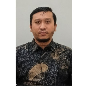 Syariat di Atas Kertas, Keribetan di Depan Kasir