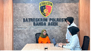 Takut Diburu Polisi, Wanita di Banda Aceh Serahkan Diri Usai Curi Emas Rp19 Juta