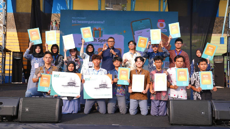 Dirut BSI Tantang Anak Muda: Jangan Tunggu Kaya untuk Mulai Investasi
