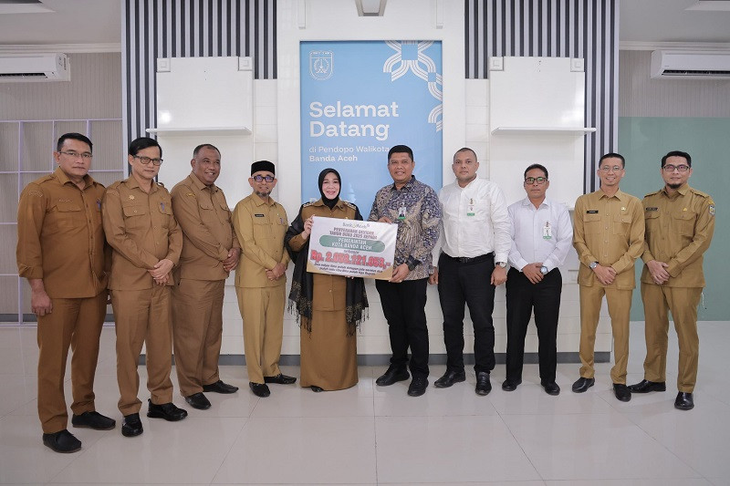 Bank Aceh Salurkan Dividen Rp2,05 Miliar dan Zakat Rp400 Juta ke Banda Aceh