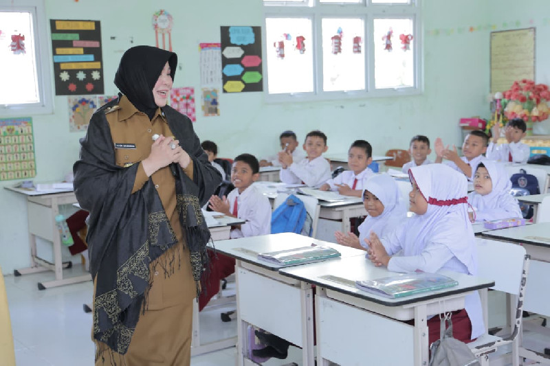 Wali Kota Banda Aceh Cek Sekolah, Toilet hingga Program MBG Jadi Perhatian