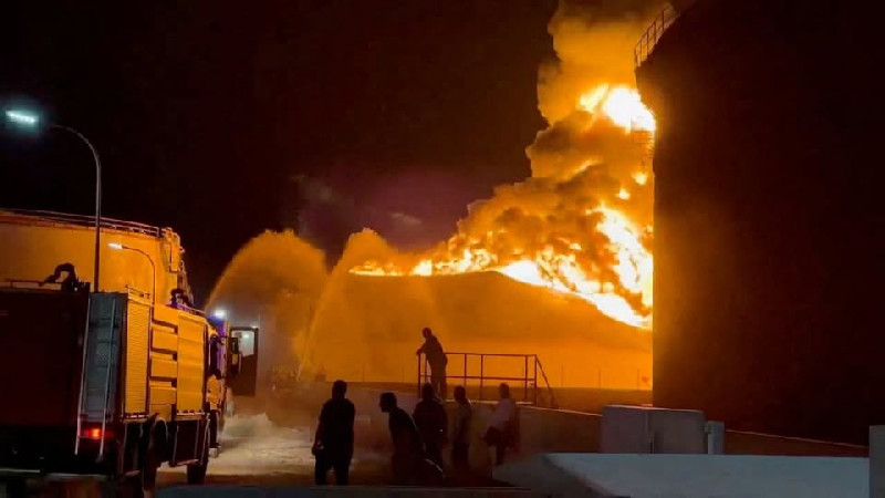 Kilang Minyak Terbesar Libya Terbakar Diserang Drone, NOC Ancam Setop Operasi