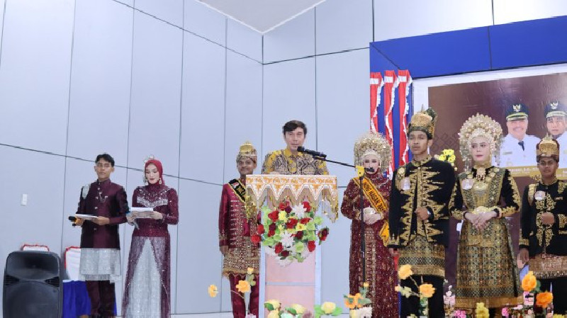 Teuku Syafrijal-Dea Safira Jadi Agam Inong Duta Wisata Nagan Raya 2026