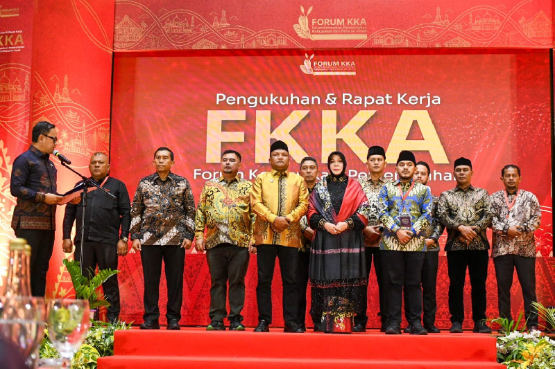 Illiza Dikukuhkan Jadi Koordinator FKKA, Bima Arya Minta Pemda Perkuat Sinergi