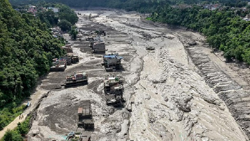 Banjir Gletser Nepal-Tibet Tewaskan 633 Orang, Hampir 3.000 Masih Hilang